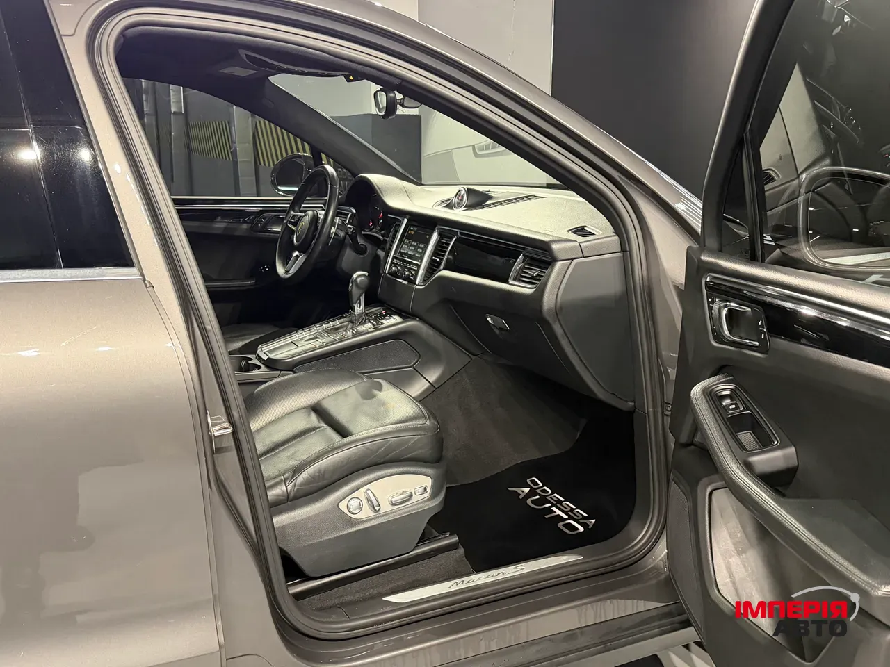 Porsche Macan - фото 36