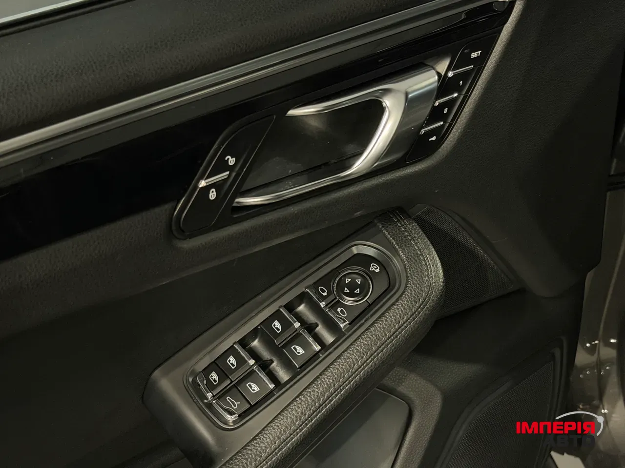 Porsche Macan - фото 16