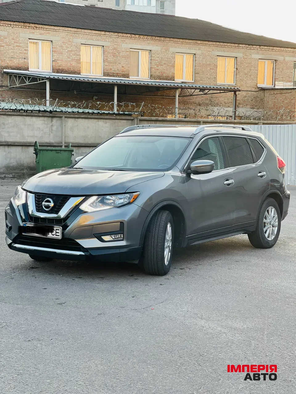 Nissan Rogue - фото 1