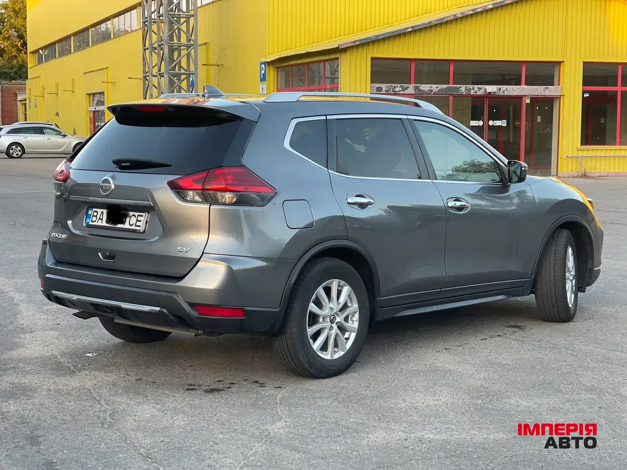 Nissan Rogue - фото 3