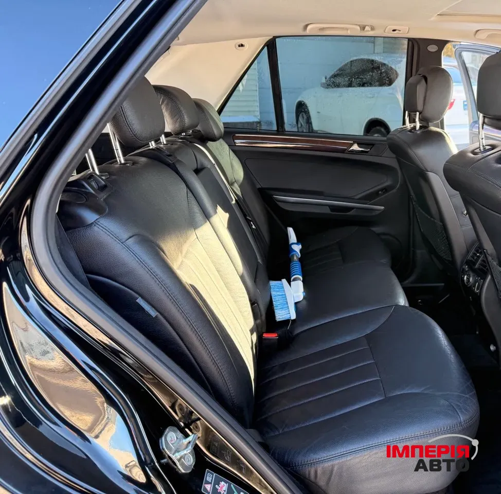 Mercedes-Benz M-Класс - фото 23