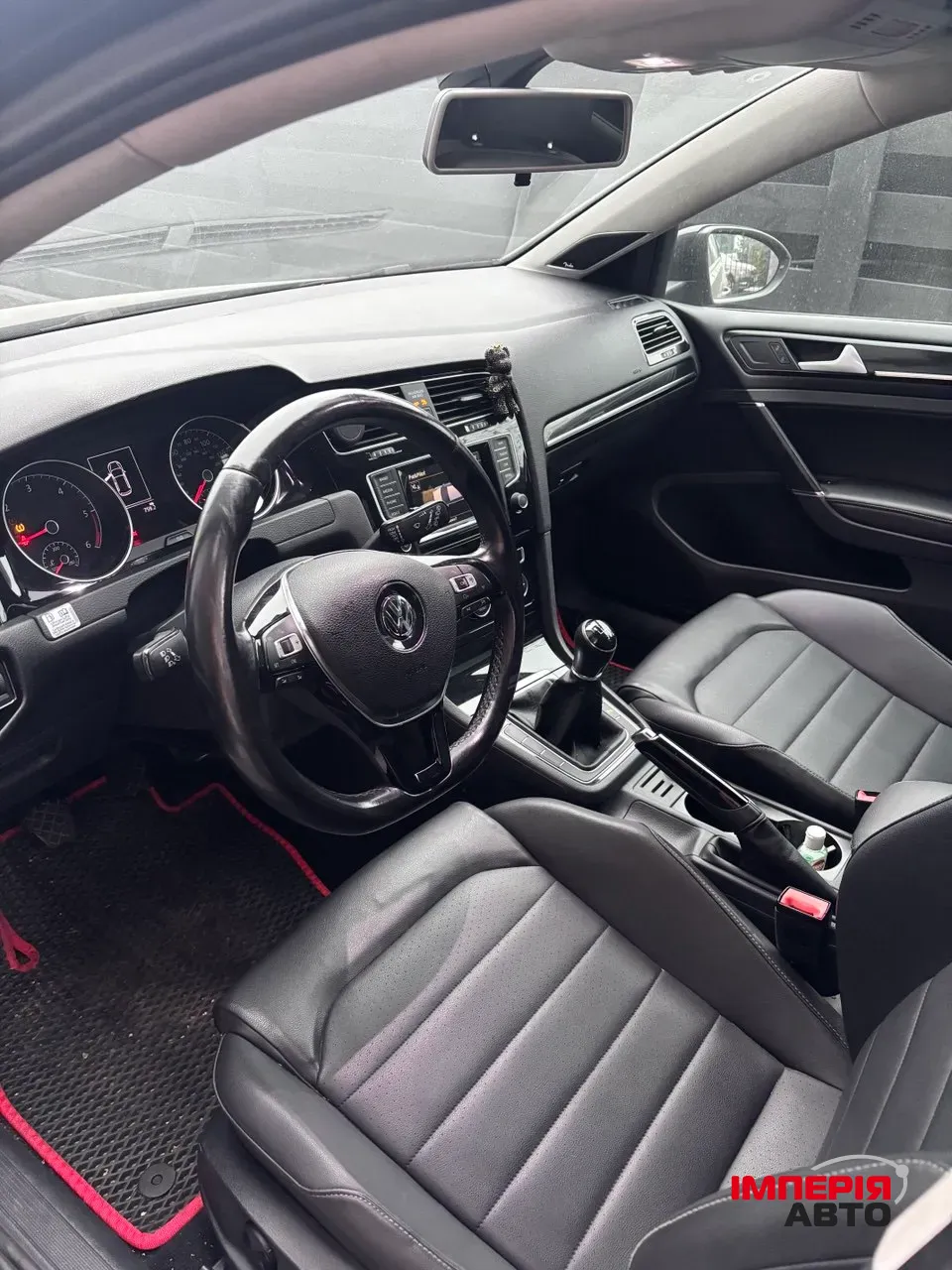 Volkswagen Golf - фото 6