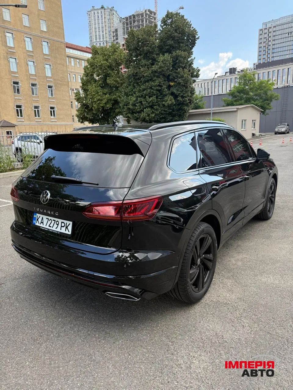 Volkswagen Touareg - фото 4