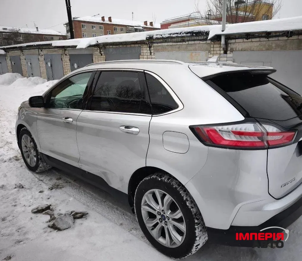 Ford Edge - фото 3