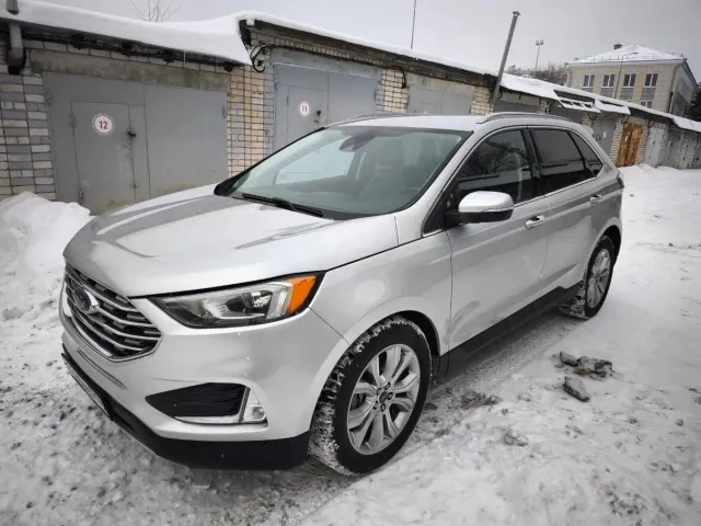 Ford Edge - фото 1