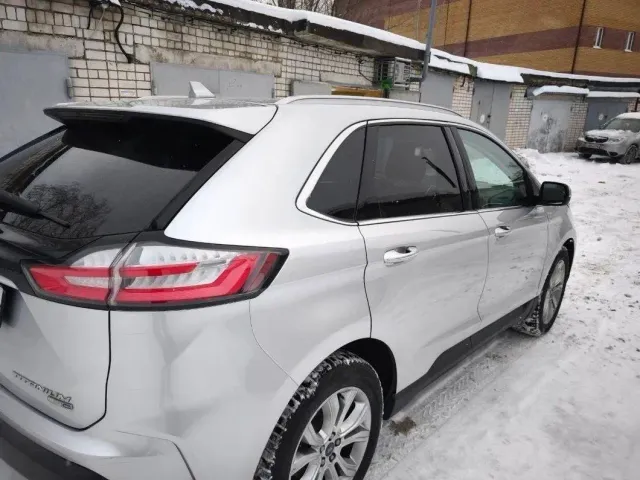 Ford Edge - фото 4