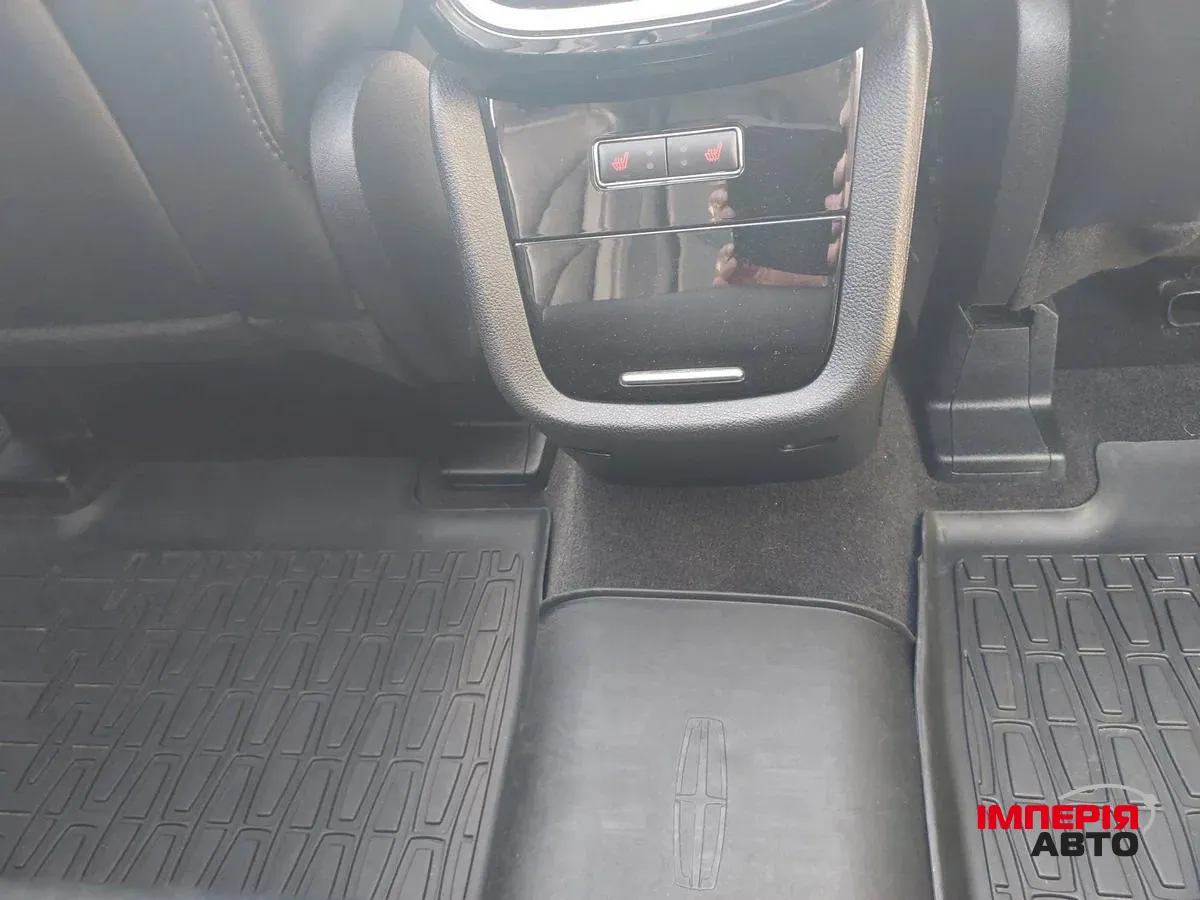 Lincoln Nautilus - фото 13