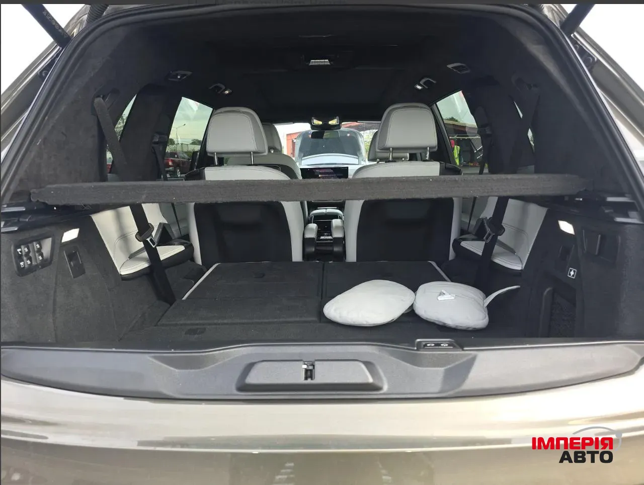 BMW X7 - фото 9