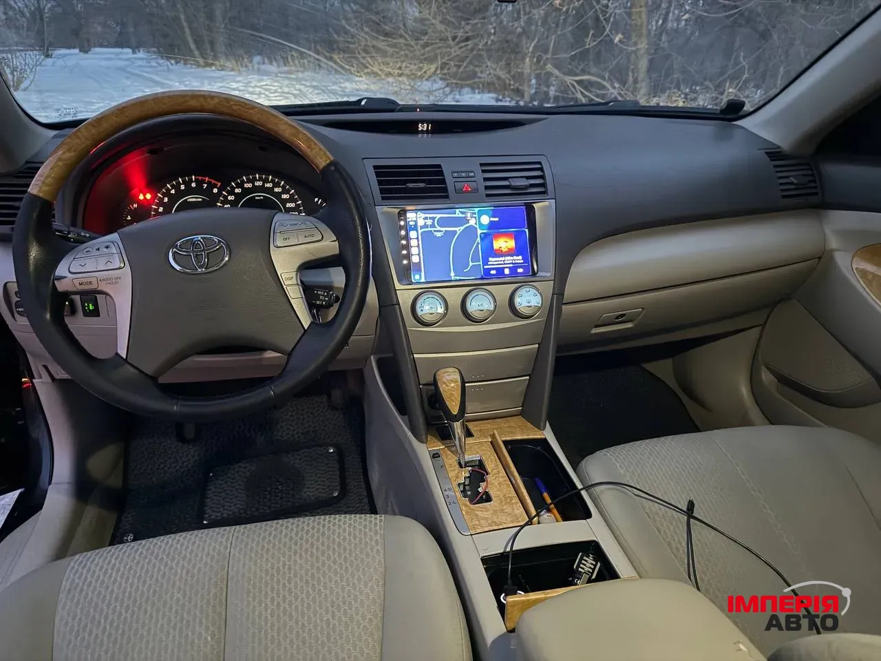 Toyota Camry - фото 7