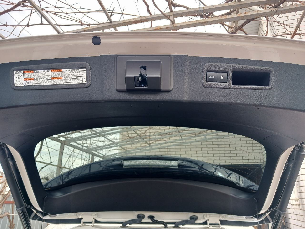 Lexus NX - фото 16