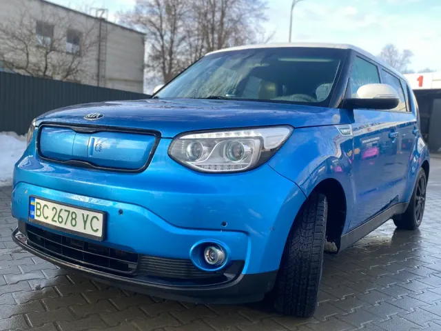 Kia Soul EV - фото 1