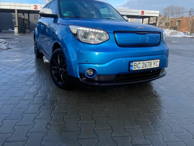 Kia Soul EV - фото 3
