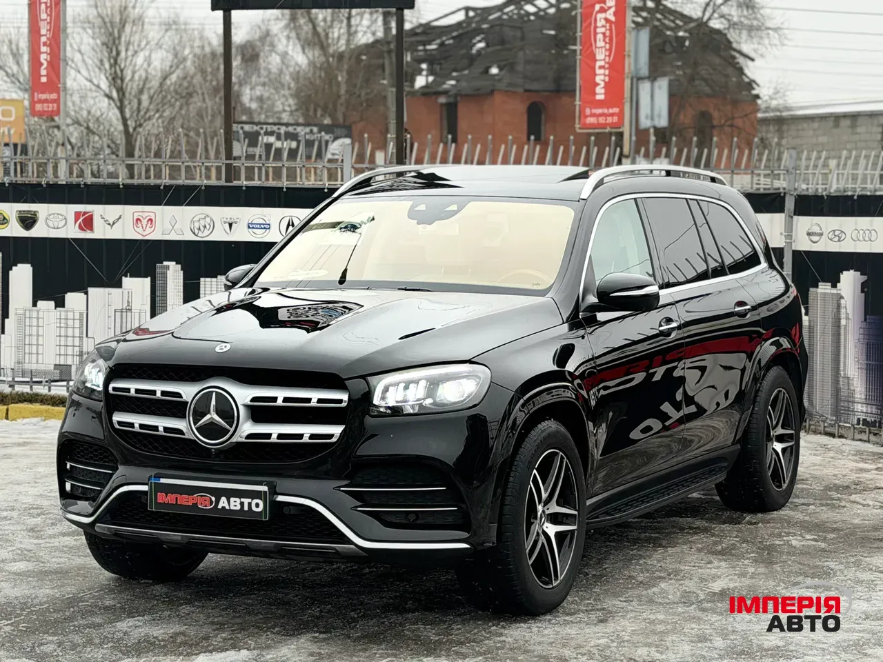 Mercedes-Benz GLS - фото 1