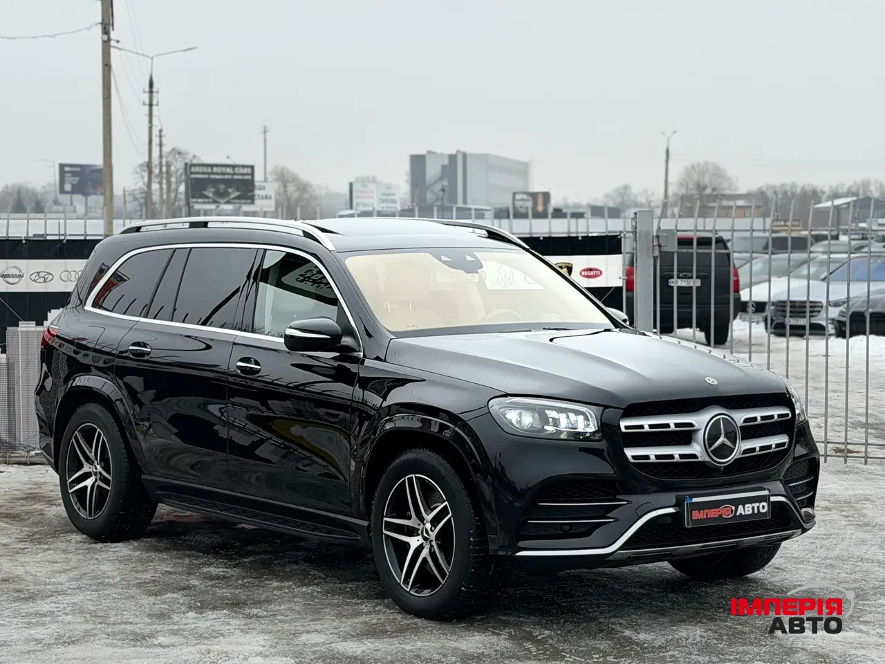 Mercedes-Benz GLS - фото 3