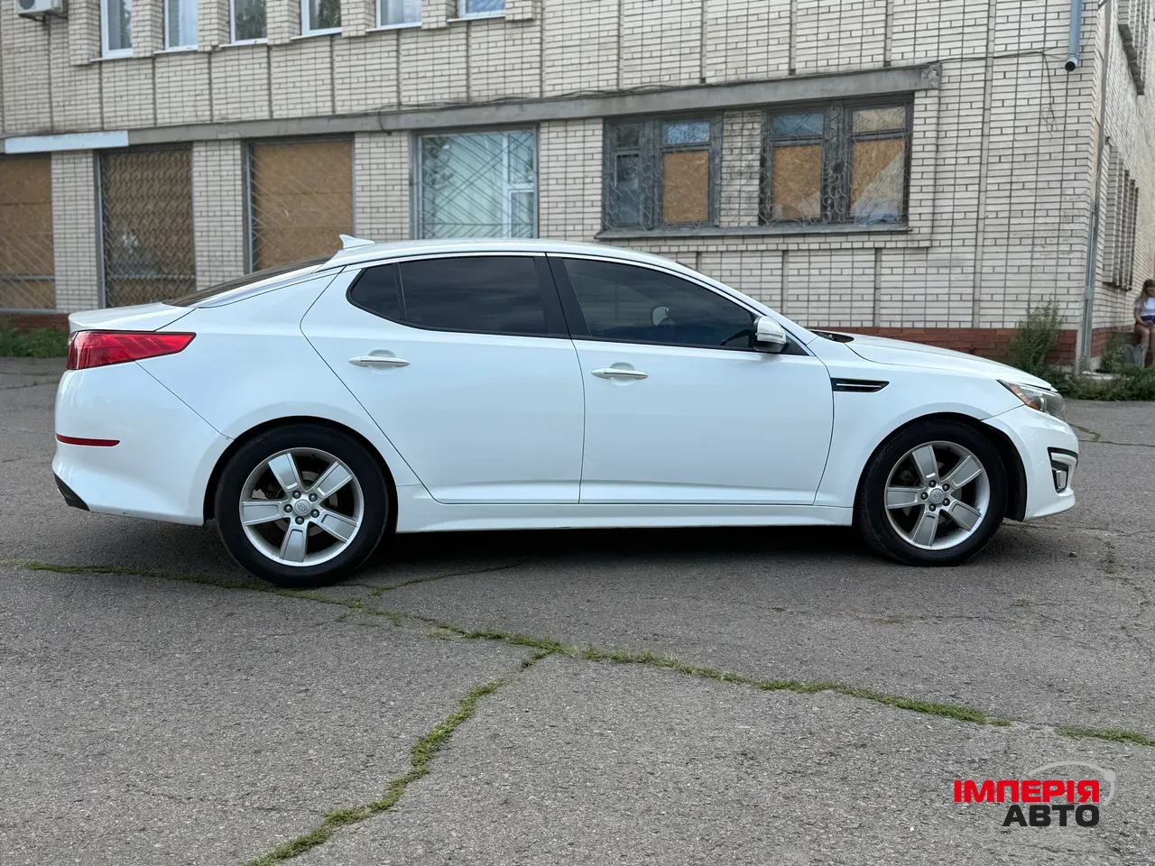 Kia Optima - фото 8