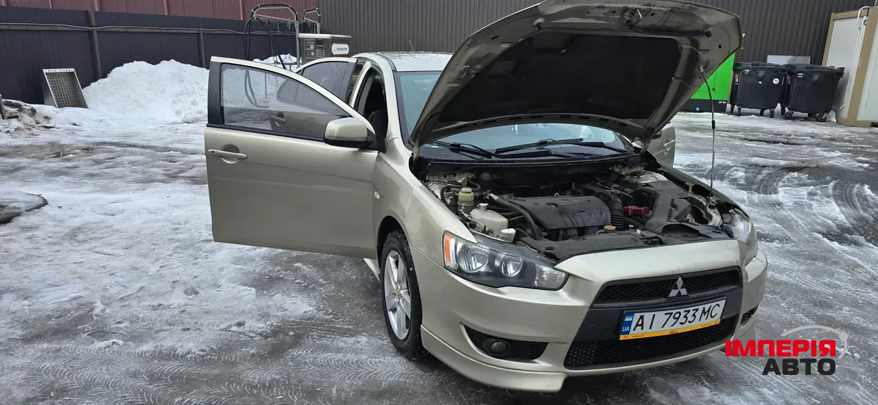 Mitsubishi Lancer - фото 10