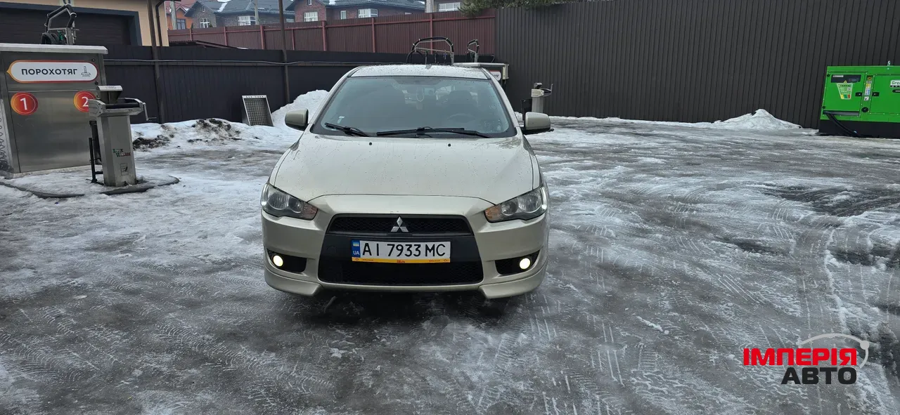 Mitsubishi Lancer - фото 3
