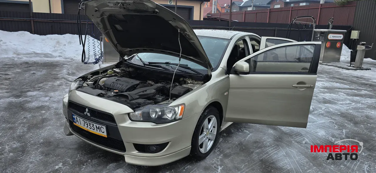 Mitsubishi Lancer - фото 11