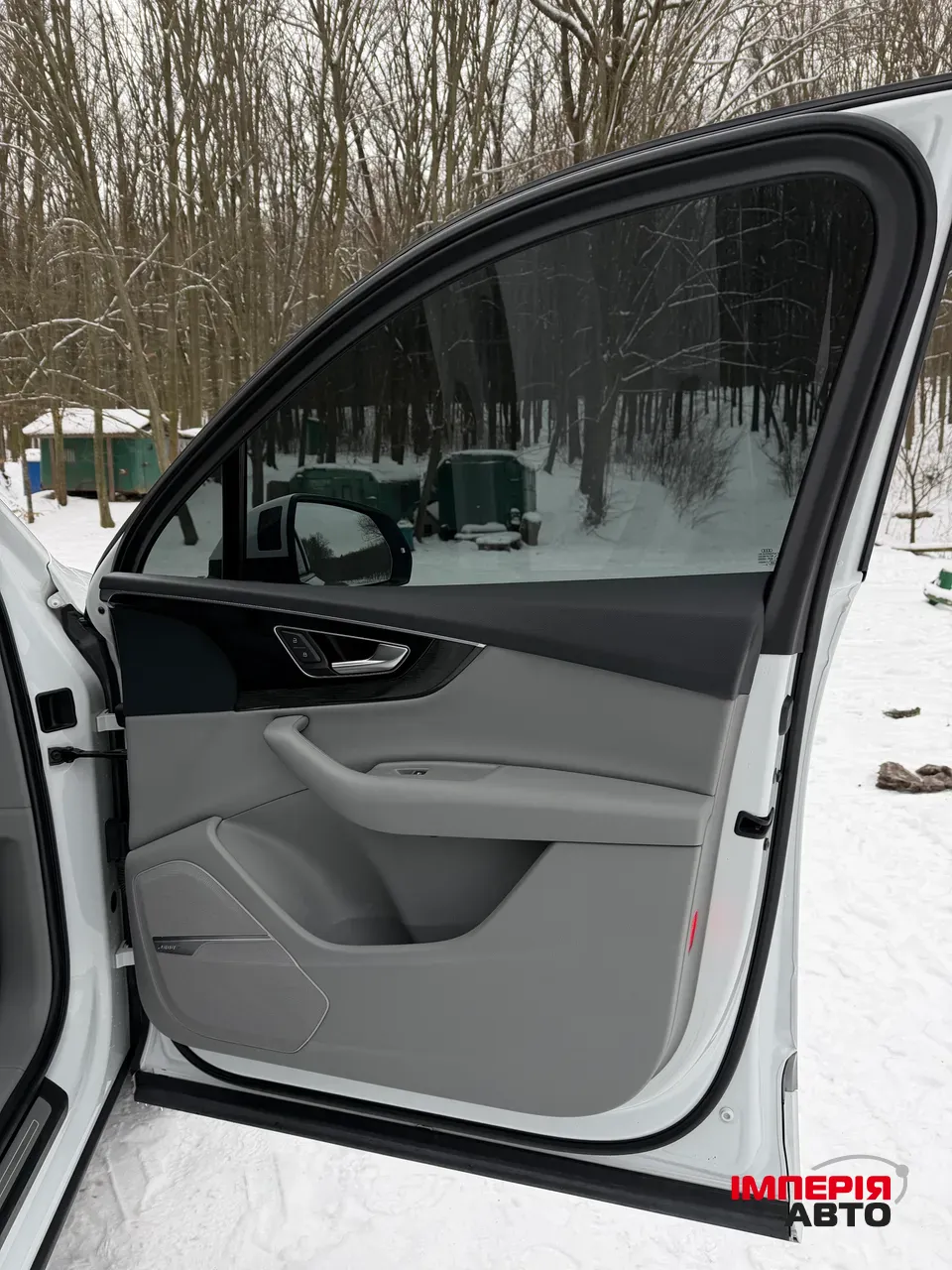 Audi Q7 - фото 36