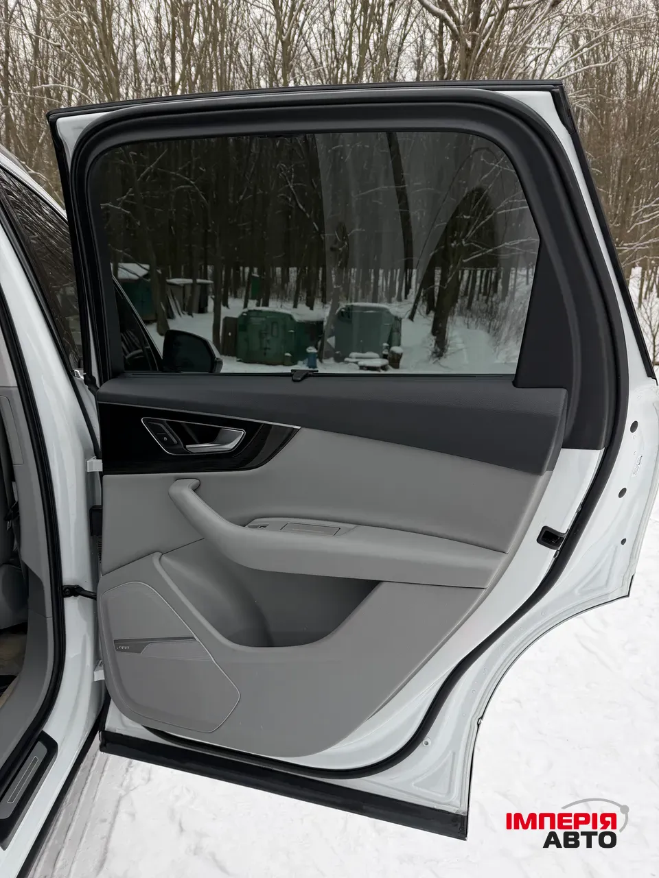 Audi Q7 - фото 41