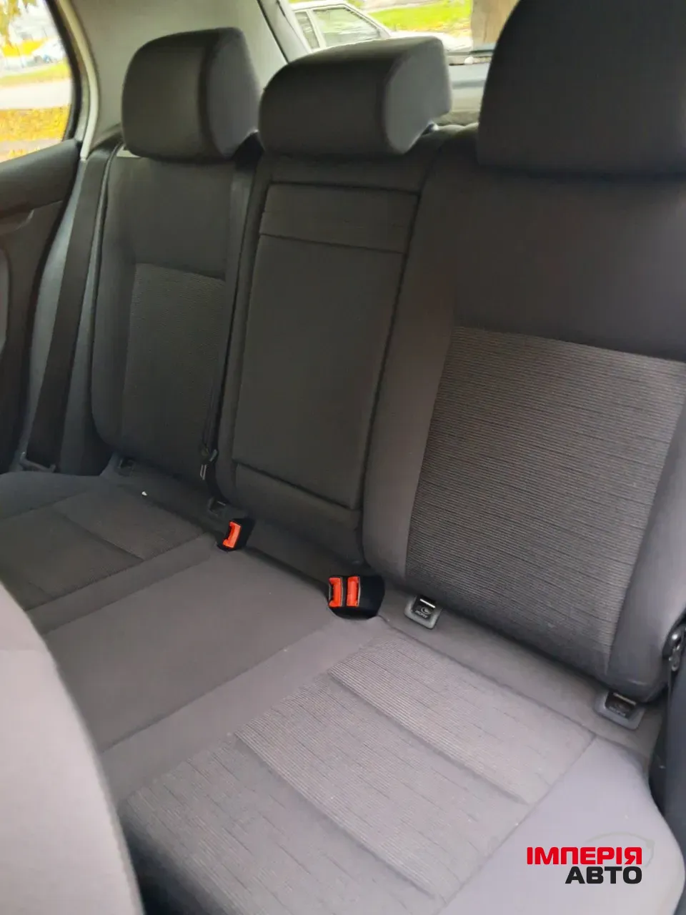 Volkswagen Golf - фото 8