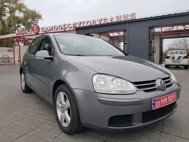 Volkswagen Golf - фото 3