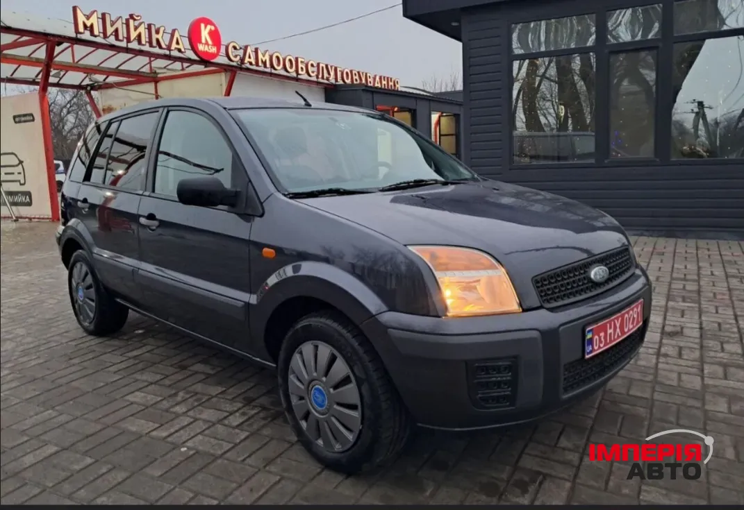 Ford Fusion - фото 3