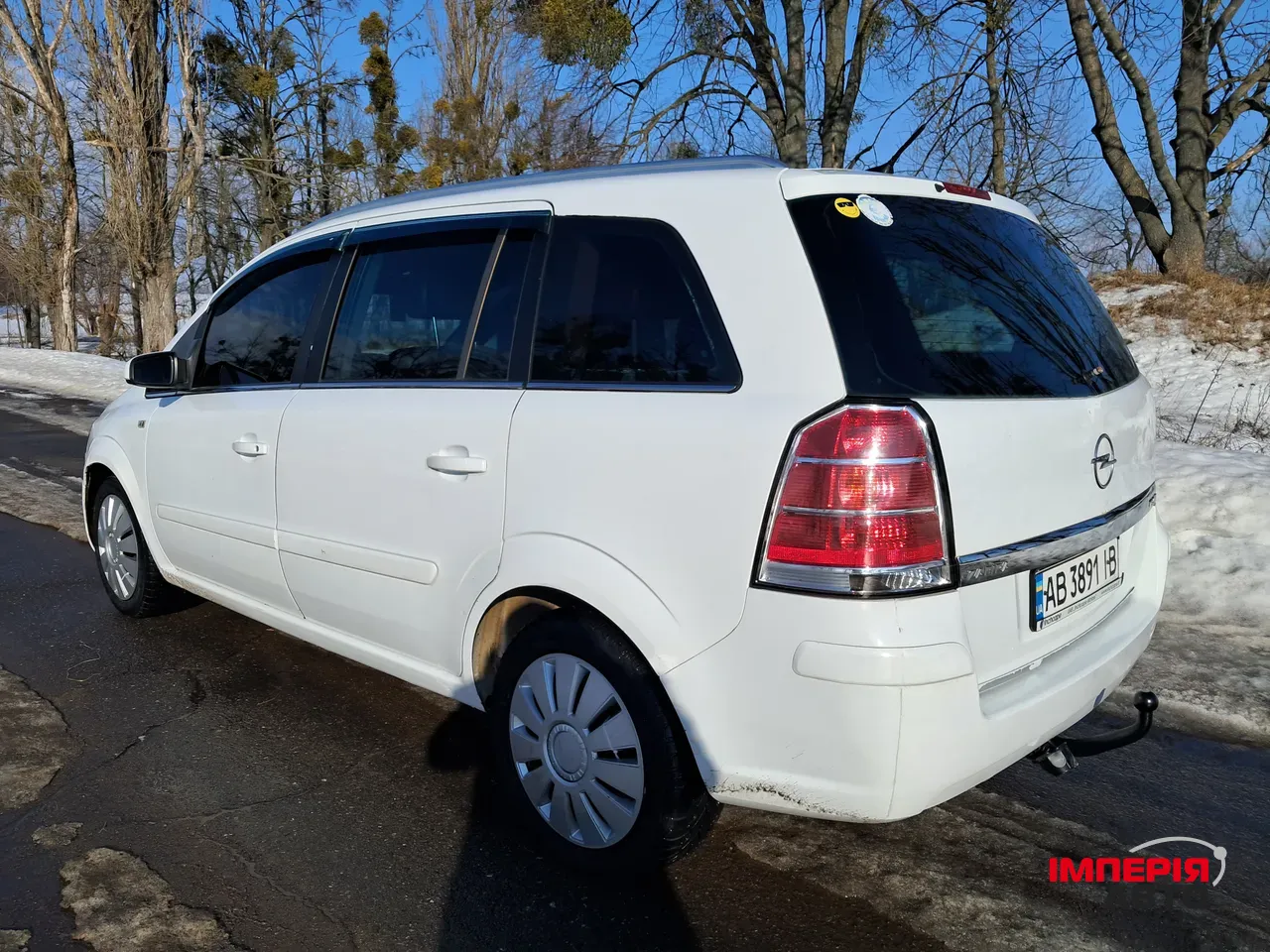 Opel Zafira - фото 4