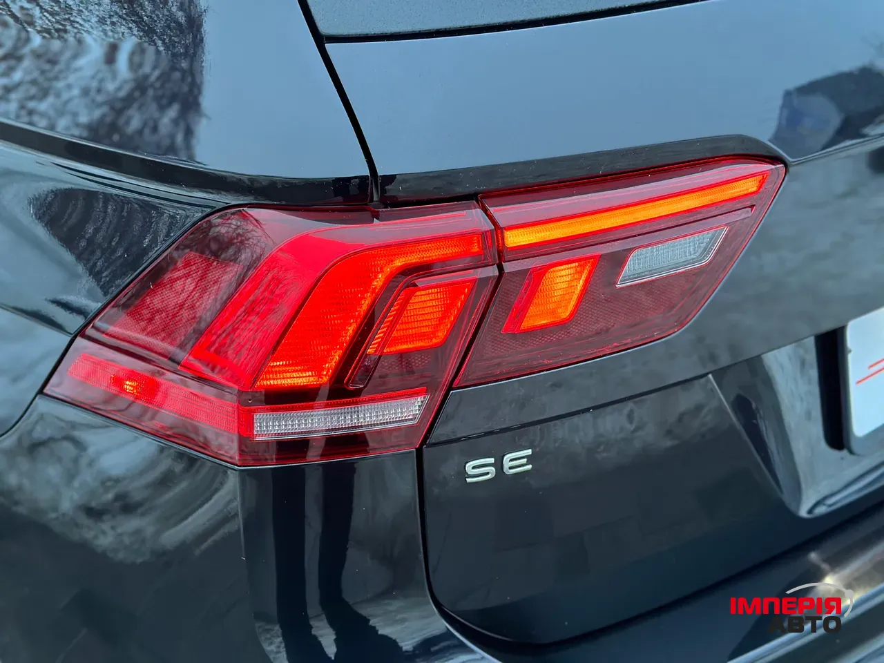 Volkswagen Tiguan - фото 8