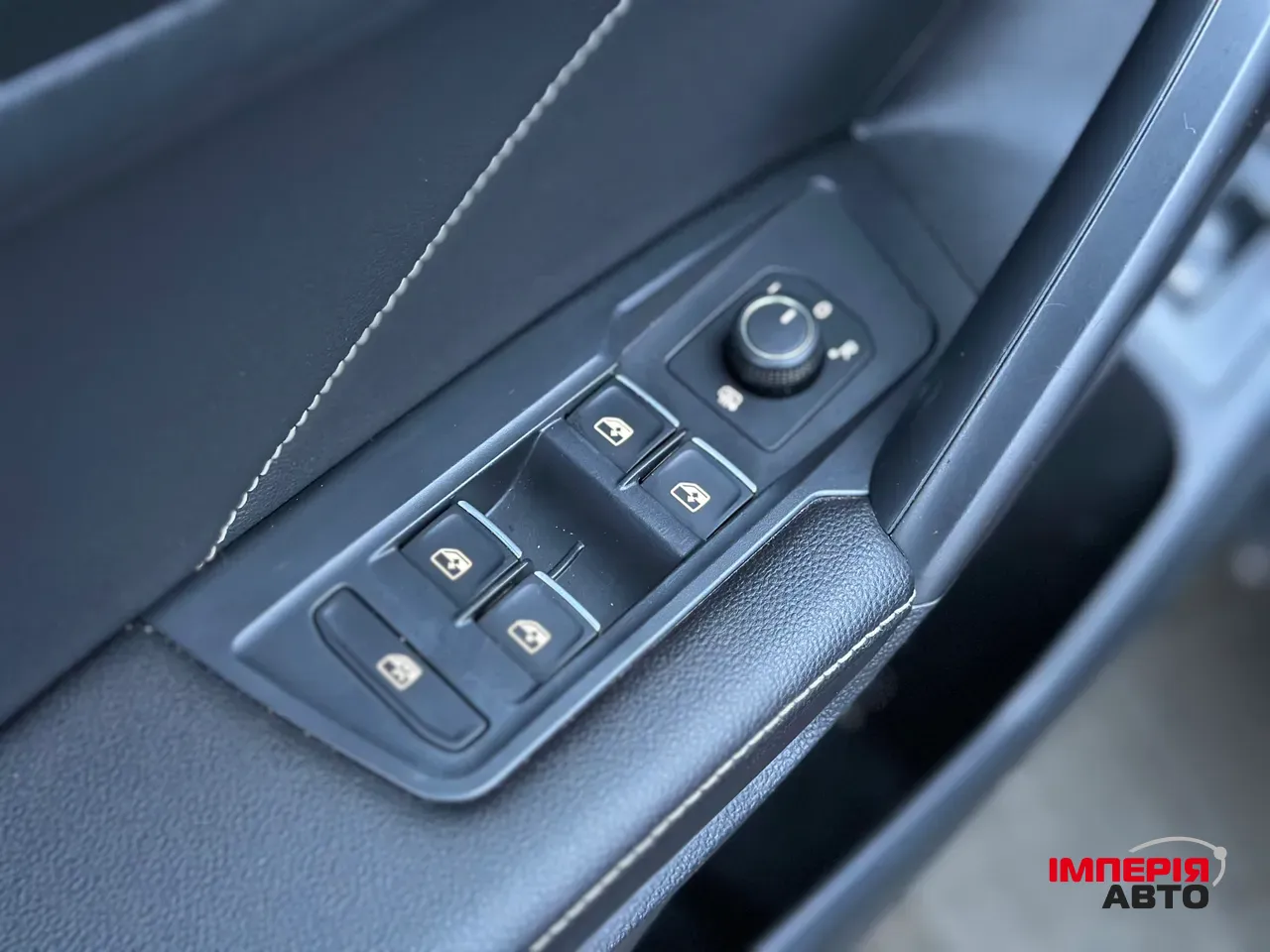 Volkswagen Tiguan - фото 15