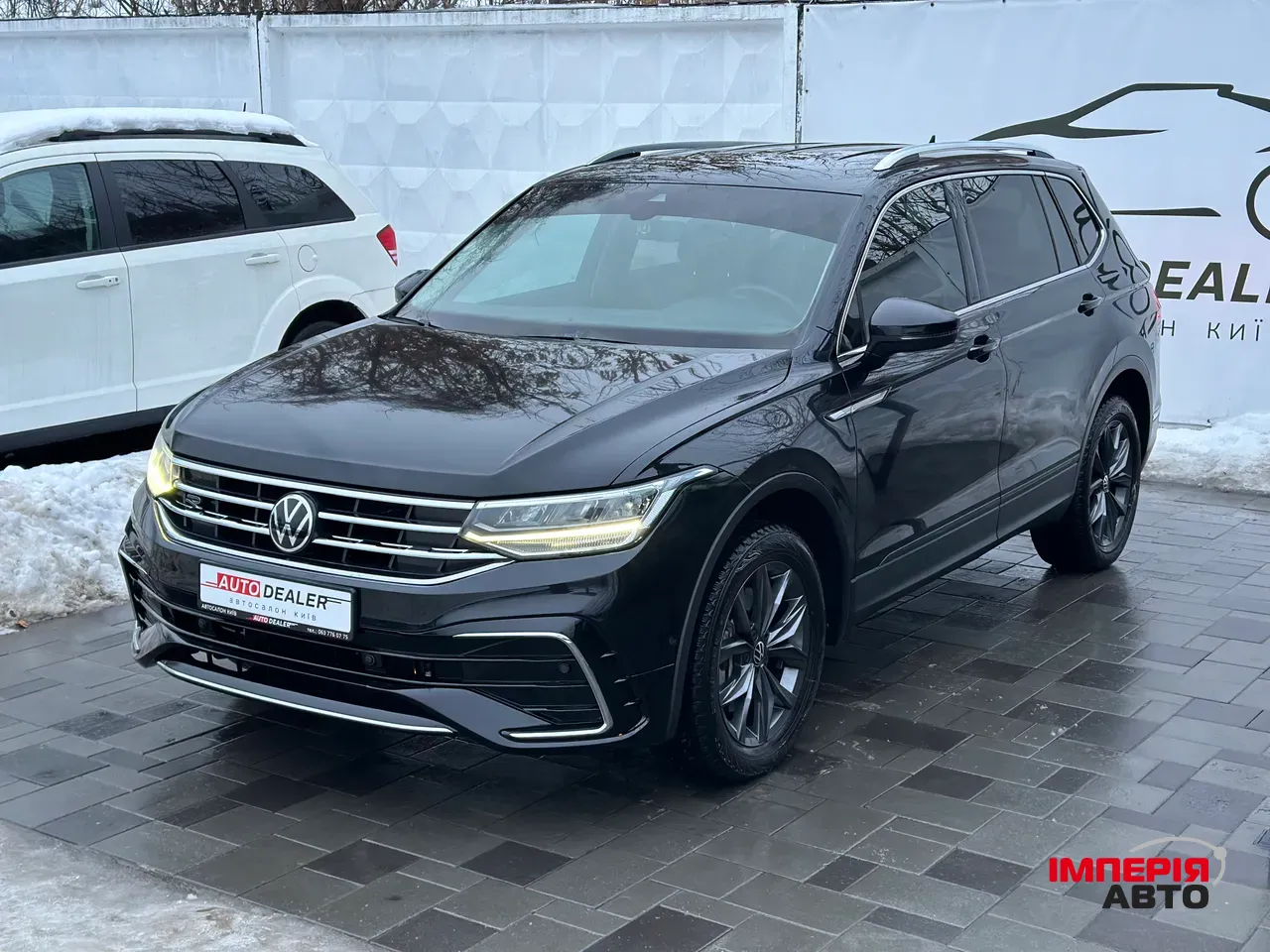 Volkswagen Tiguan - фото 3