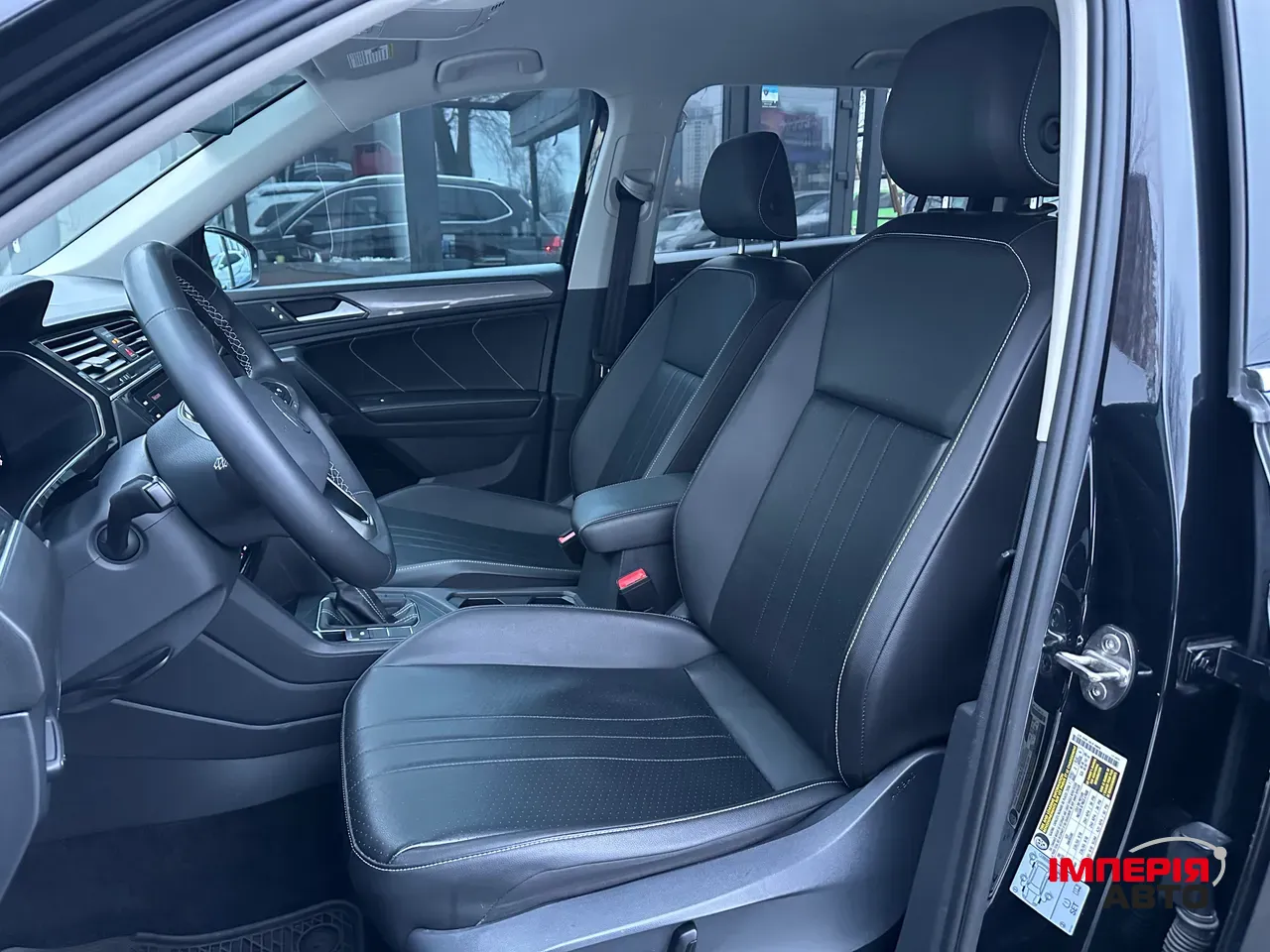 Volkswagen Tiguan - фото 17