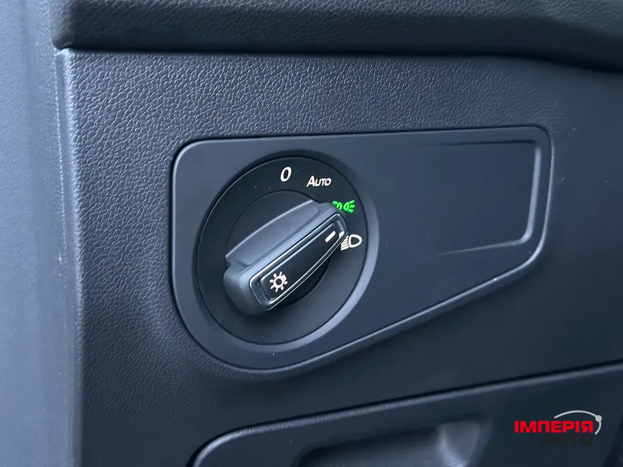 Volkswagen Tiguan - фото 19