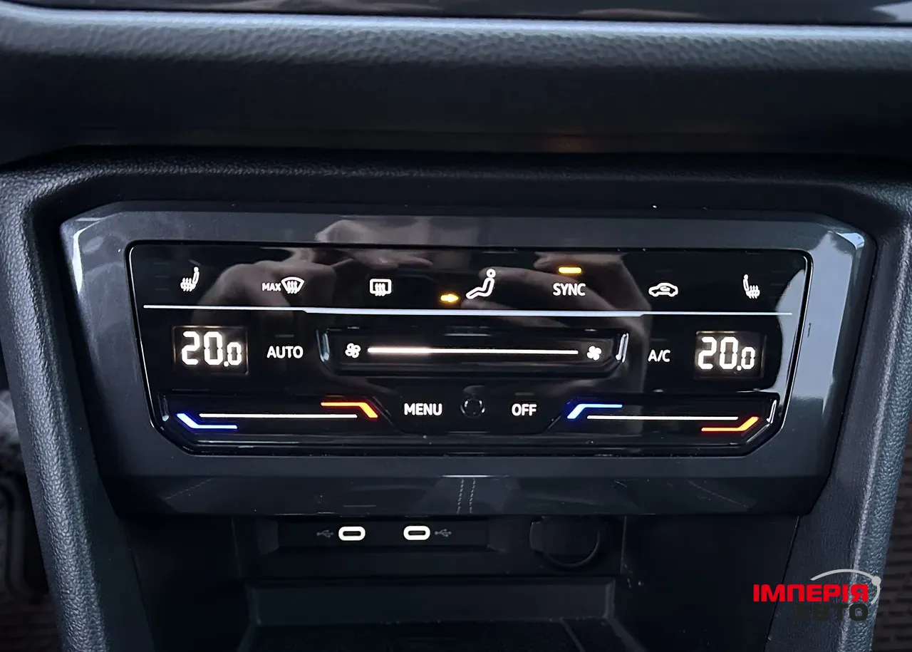 Volkswagen Tiguan - фото 26