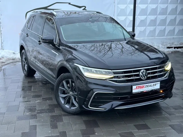 Volkswagen Tiguan - фото 1