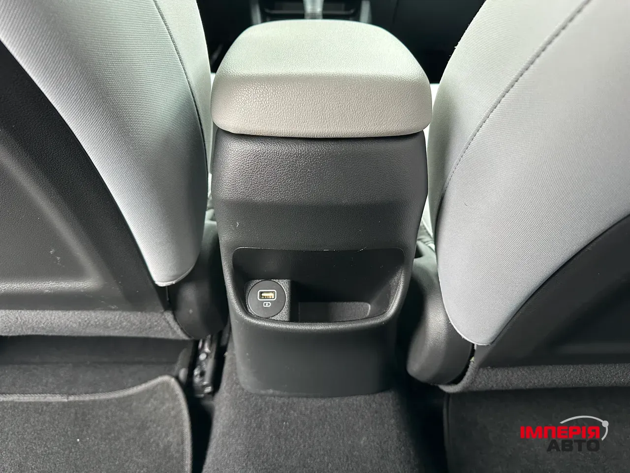 Hyundai Kona - фото 34