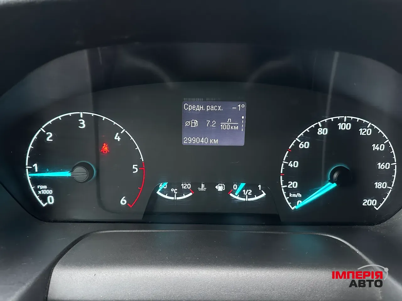 Ford Transit Custom - фото 25