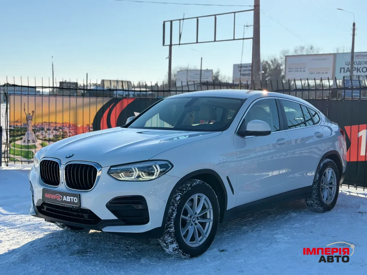 BMW X4 - фото 8