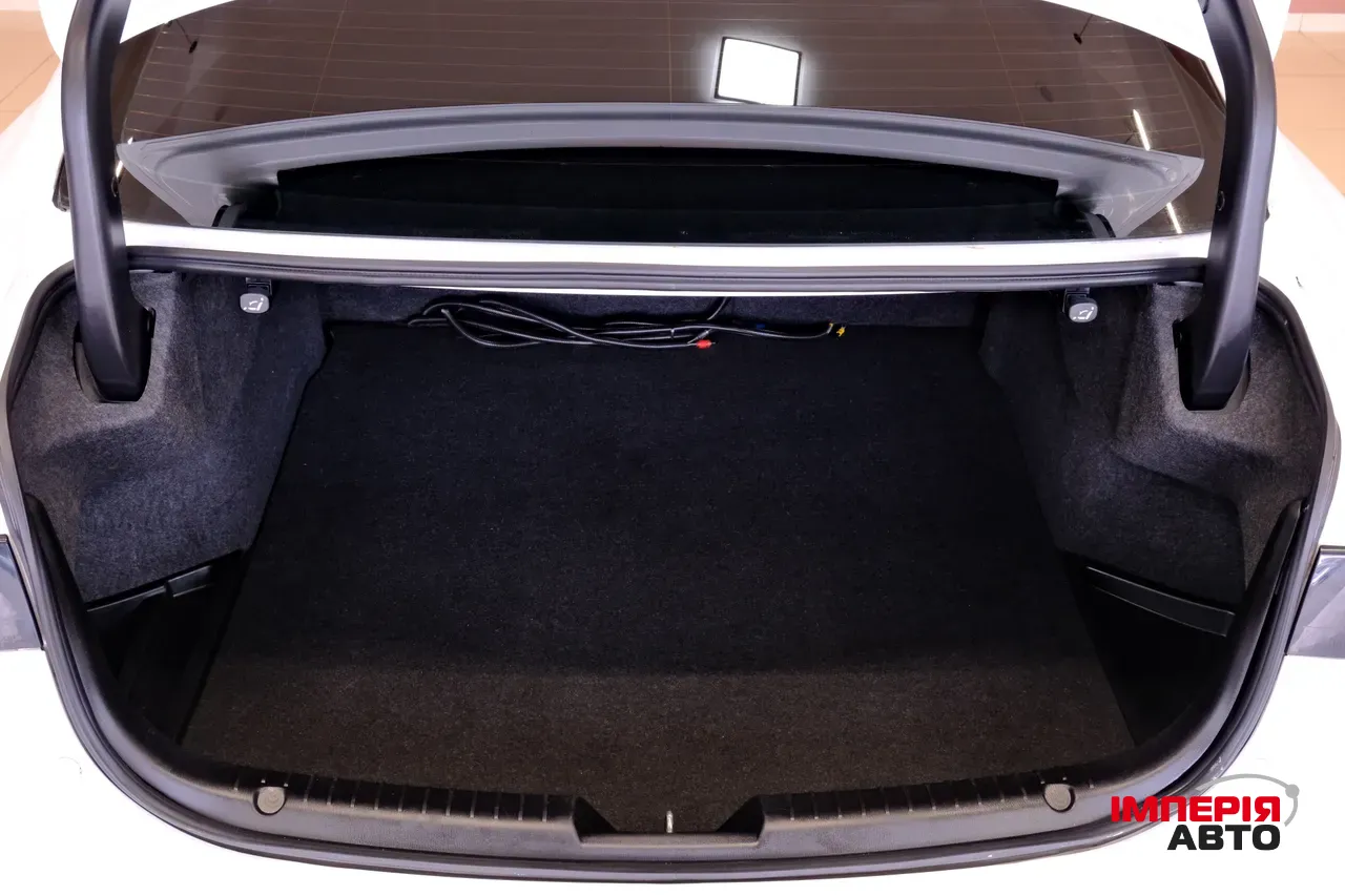 Mazda 6 - фото 9