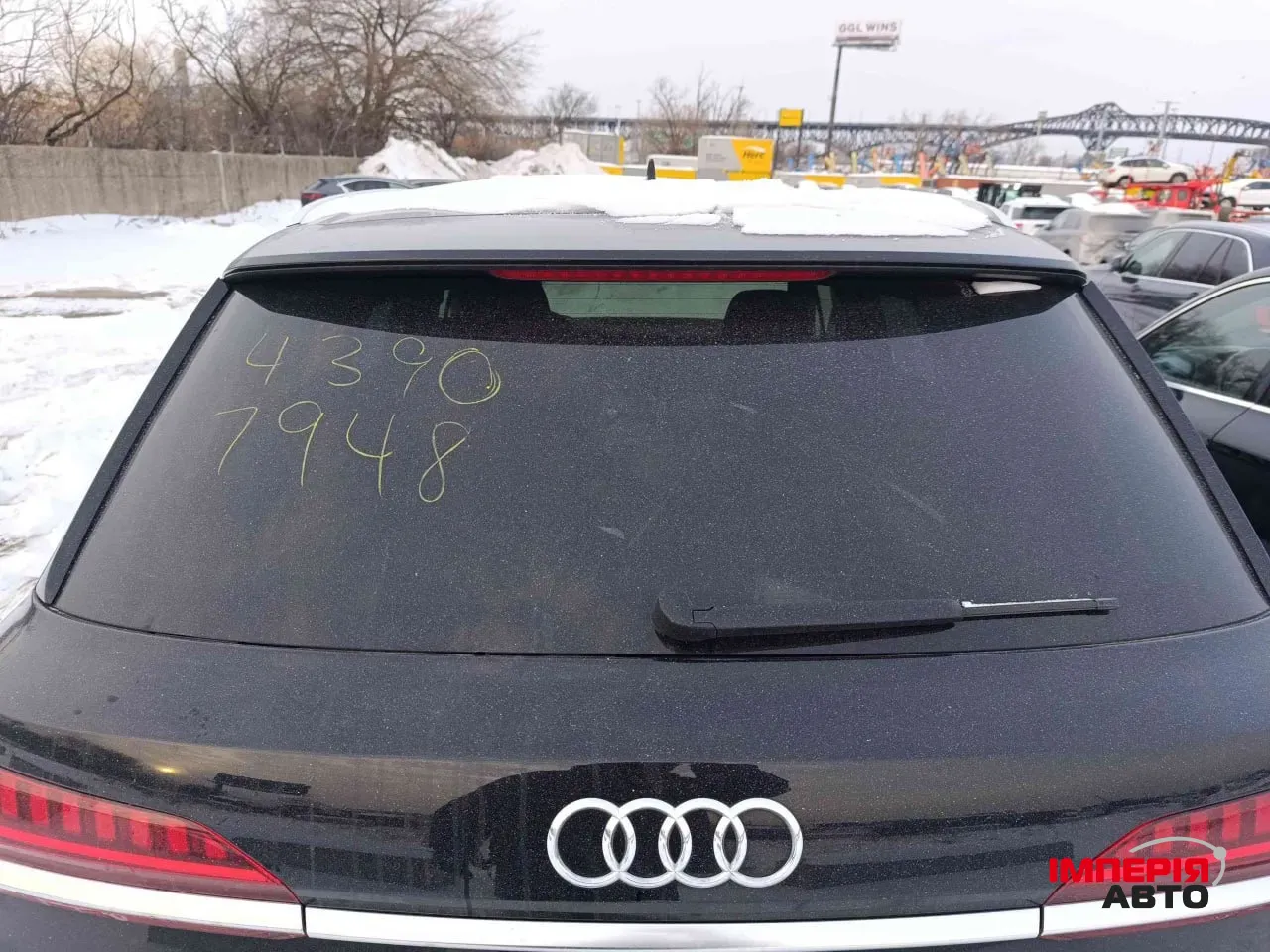 Audi Q7 - фото 26