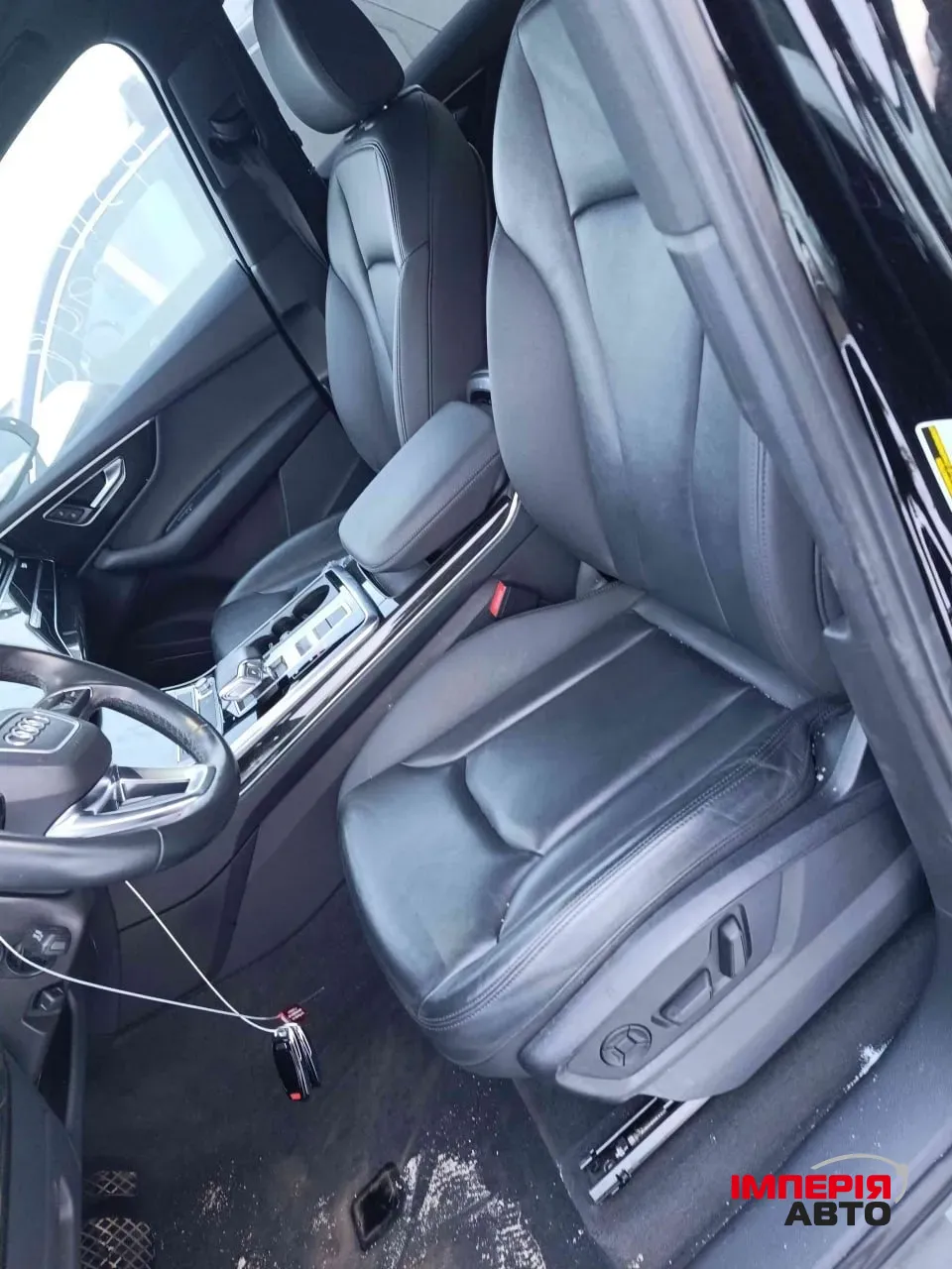 Audi Q7 - фото 15