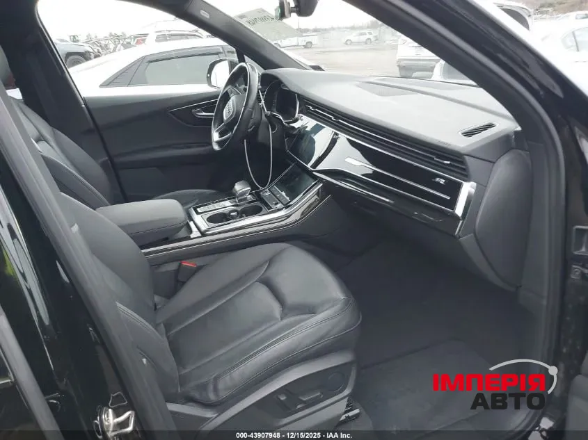 Audi Q7 - фото 5