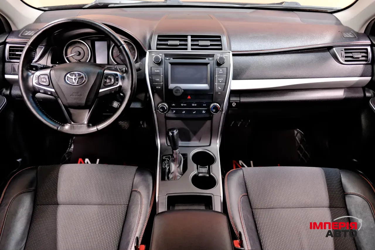 Toyota Camry - фото 7