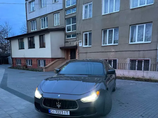 Maserati Ghibli - фото 1