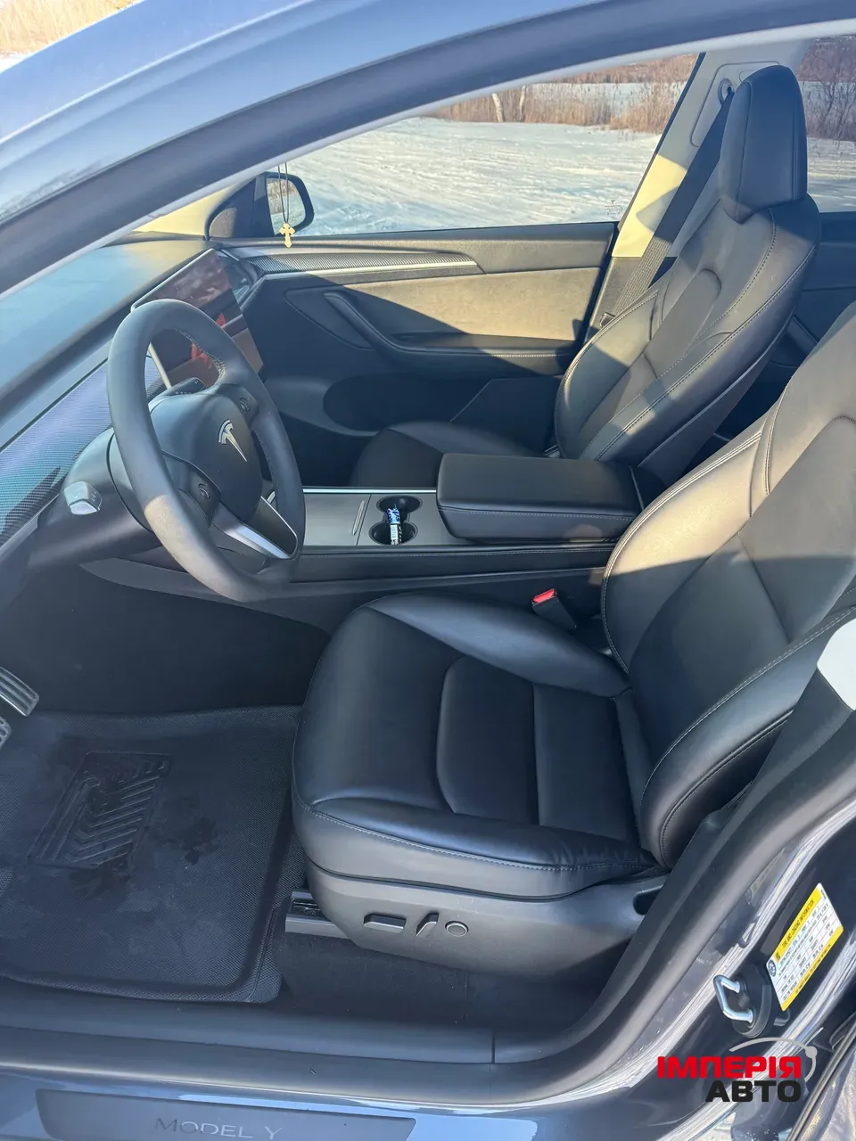 Tesla Model Y - фото 6