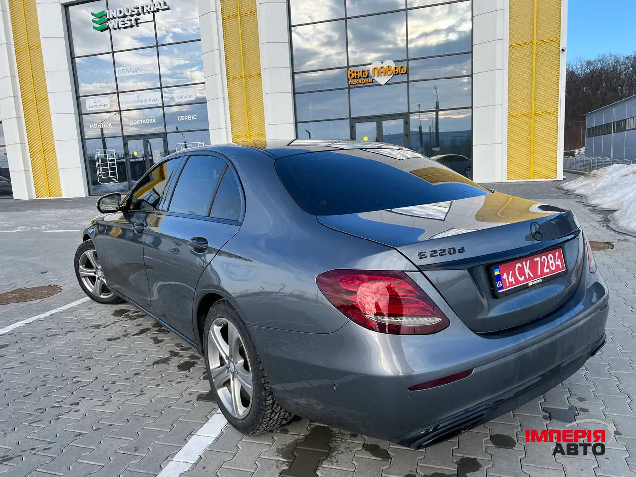 Mercedes-Benz E-Класс - фото 7