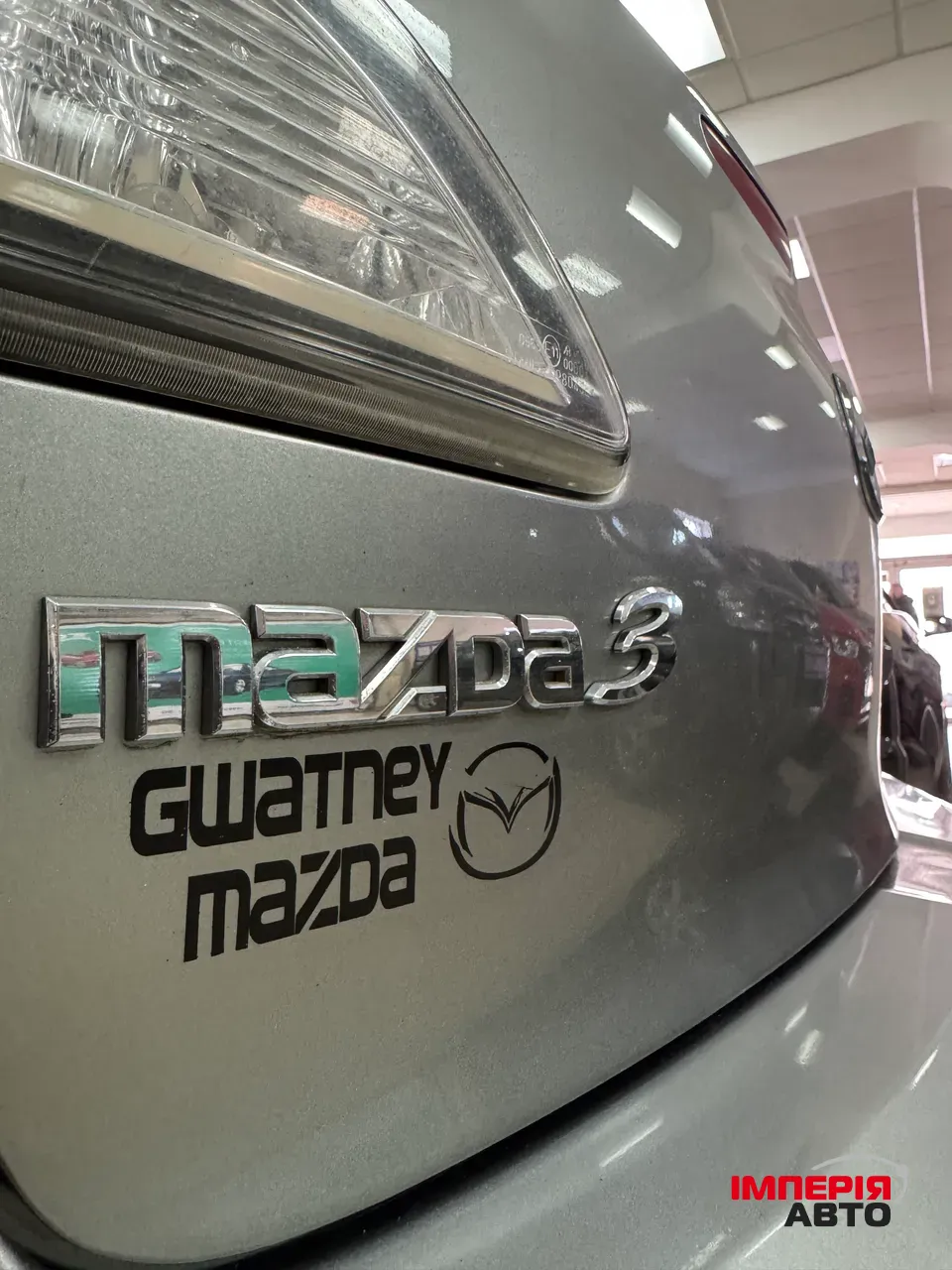 Mazda 3 - фото 3