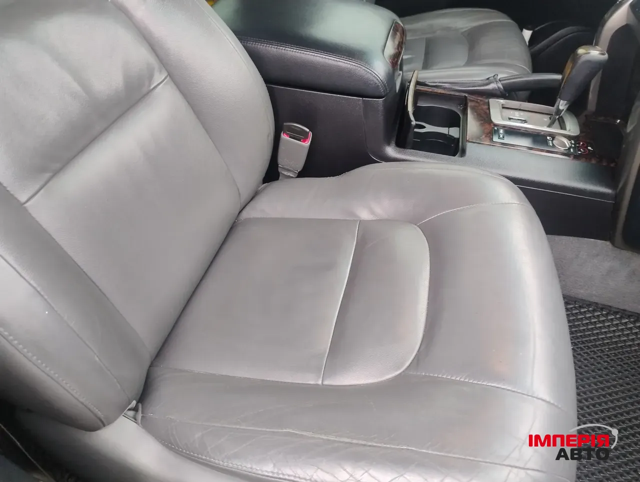 Toyota Land Cruiser - фото 3