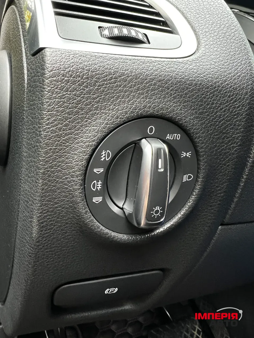 Audi Q7 - фото 16