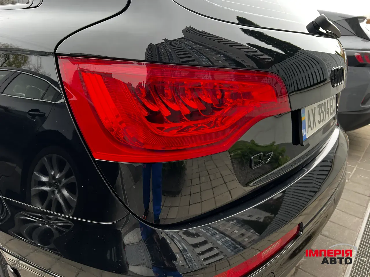 Audi Q7 - фото 10